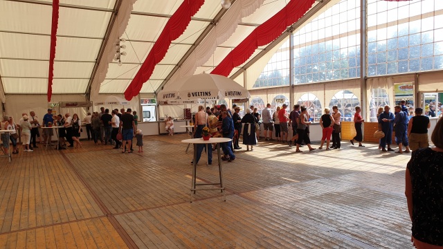 ../fotos/250-jahr-feier_ostrhauderfehn_2019/2019-06-23 16.38.44.jpg